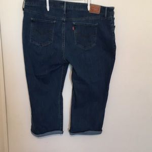Levi’s size 22 wide stretch bluejeans